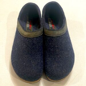 Haflinger Grizzly Closed Heel Clog Blue